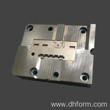 Precision mold parts core insert for injection moulding